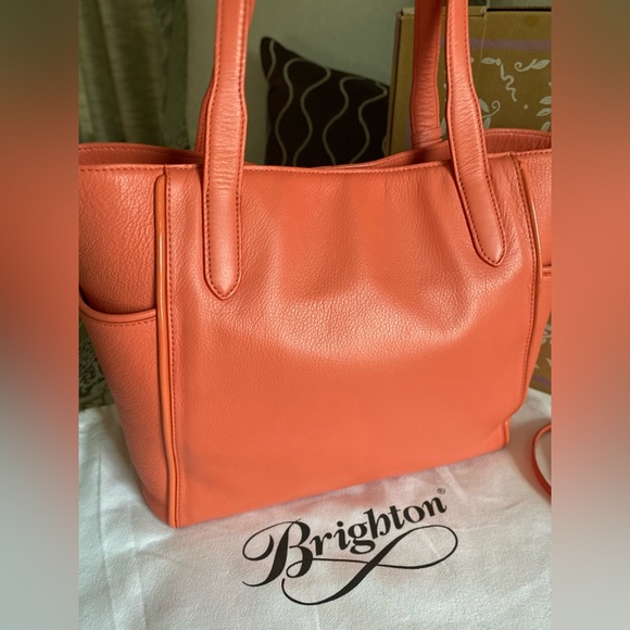 BRIGHTON 🪸CORAL🪸 💯% GENUINE LEATHER TOTE BAG & MATCHING WALLET SET 🌟EUC🌟 - Picture 3 of 16